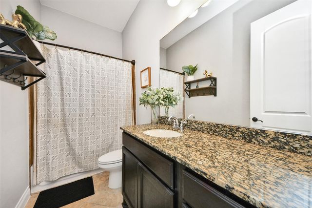 30 Adrianna Path Drive, Missouri City, TX 77459