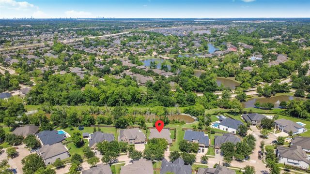 30 Adrianna Path Drive, Missouri City, TX 77459