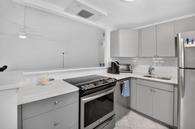 390 Normandy I, Delray Beach, FL 33484