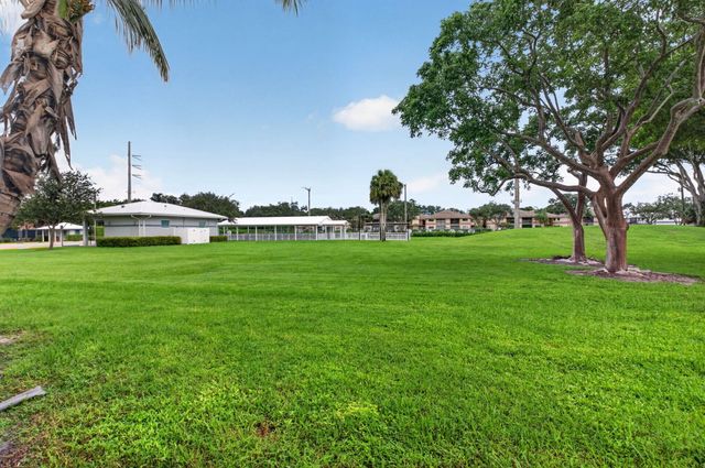 390 Normandy I, Delray Beach, FL 33484