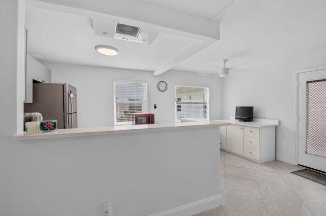 390 Normandy I, Delray Beach, FL 33484