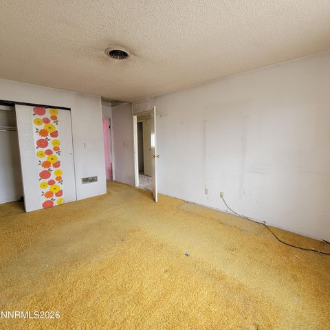 612 F Street, Hawthorne, NV 89415