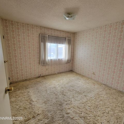 612 F Street, Hawthorne, NV 89415