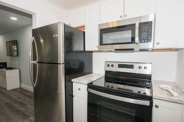 149 West Court, Royal Palm Beach, FL 33411