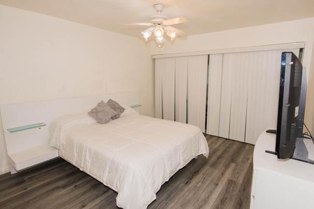 149 West Court, Royal Palm Beach, FL 33411