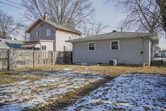 1121 Pemberton Drive, Fort Wayne, IN 46805