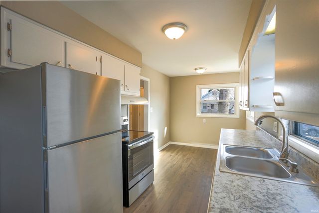 1121 Pemberton Drive, Fort Wayne, IN 46805