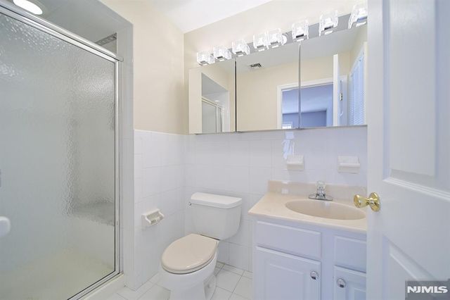 54 Devon Street 1, North Arlington, NJ 07031