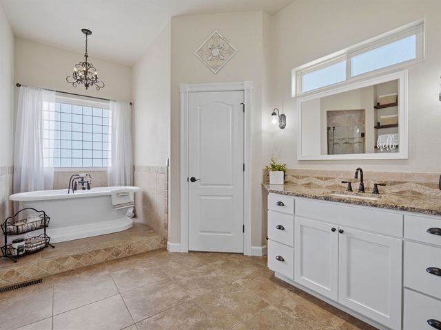 1153 W Via Le Paz Drive, Fruita, CO 81521
