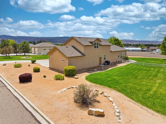 1153 W Via Le Paz Drive, Fruita, CO 81521