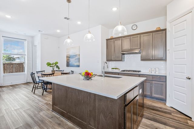 3801 Primrose Drive, Aubrey, TX 76227