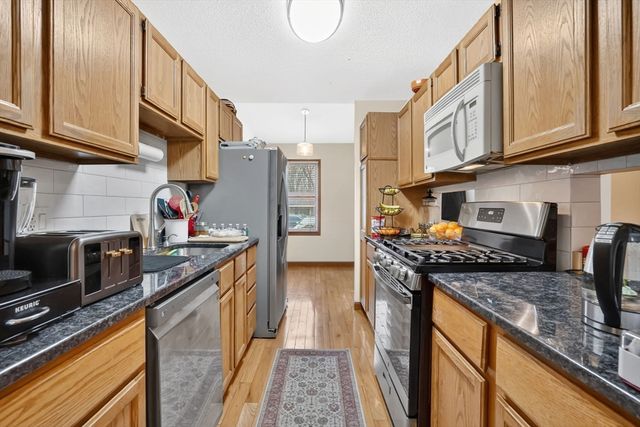 61 Abbey Memorial Dr 145, Chicopee, MA 01020