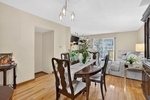 61 Abbey Memorial Dr 145, Chicopee, MA 01020