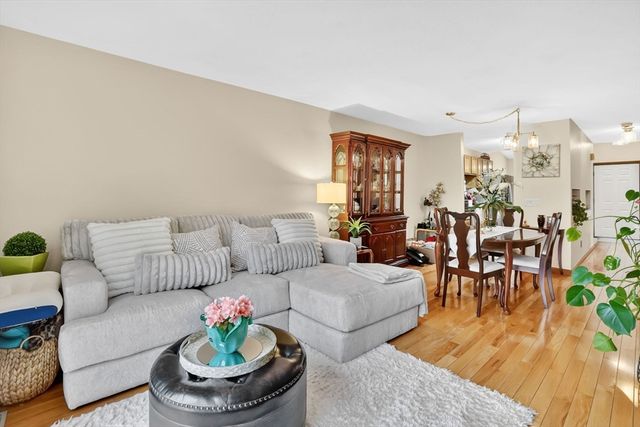 61 Abbey Memorial Dr 145, Chicopee, MA 01020