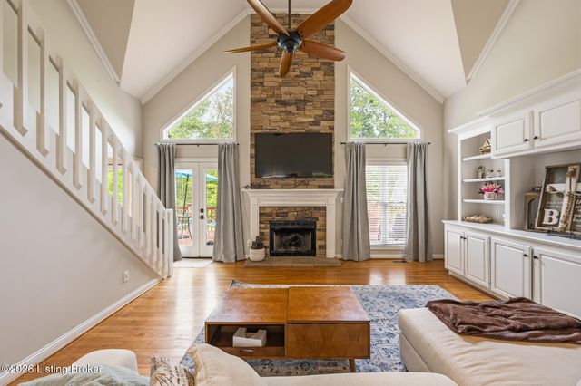 531 Wood Lake Dr, La Grange, KY 40031