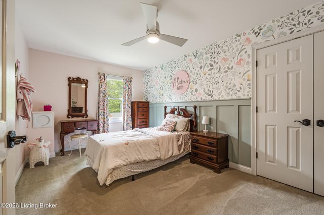 531 Wood Lake Dr, La Grange, KY 40031