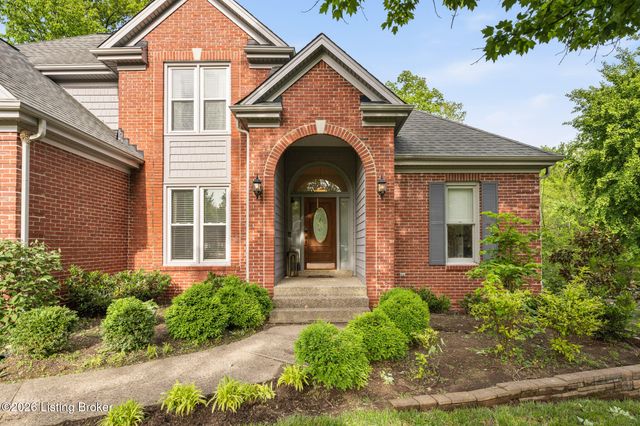 531 Wood Lake Dr, La Grange, KY 40031
