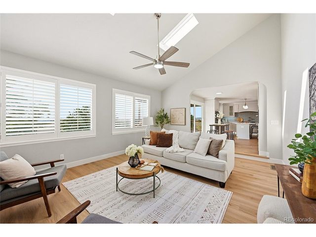21879 E Davies Cir, Aurora, CO 80016
