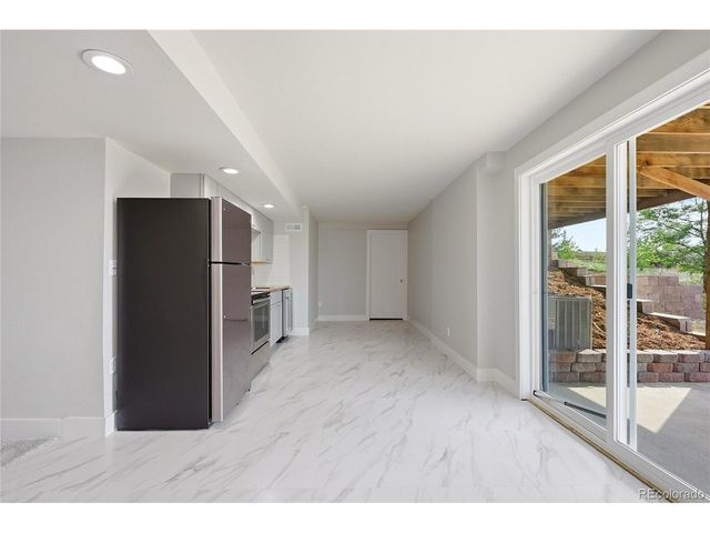 21879 E Davies Cir, Aurora, CO 80016