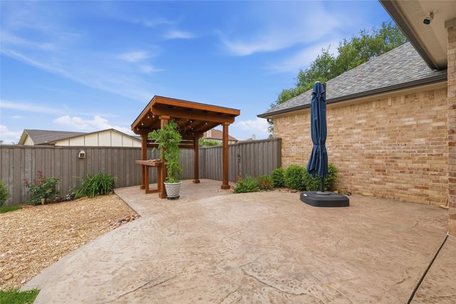 9204 Willard Street, Rowlett, TX 75088