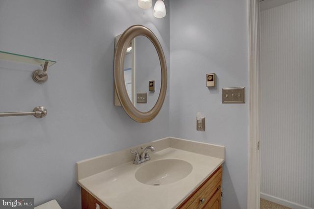 127 CHANCELLOR DRIVE, Chambersburg, PA 17201