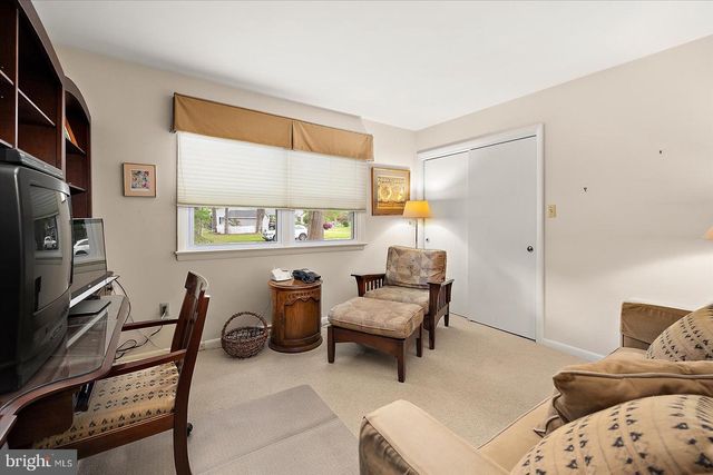 1220 ORCHARD CIR, Salisbury, MD 21801