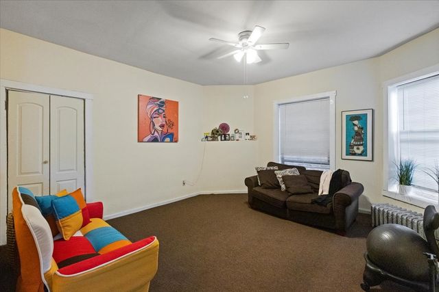 5020 S Blackstone Avenue 103, Chicago, IL 60615