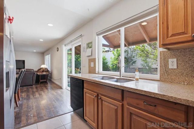 15328 Andorra, San Diego, CA 92129