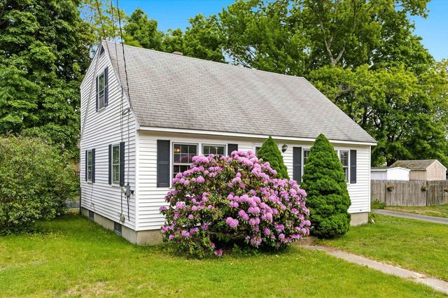 184 Green Acres Drive, Manchester, NH 03109