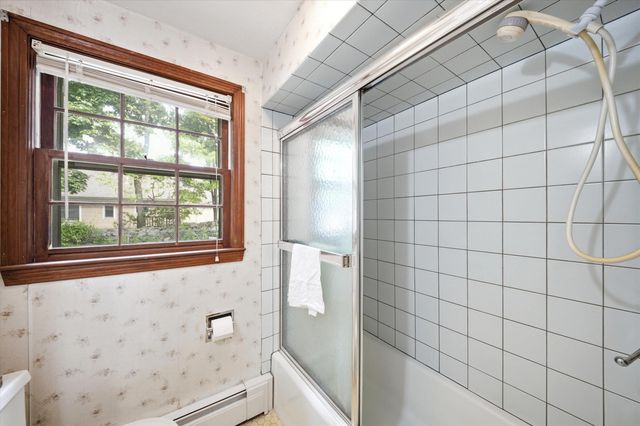 184 Green Acres Drive, Manchester, NH 03109