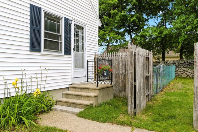 184 Green Acres Drive, Manchester, NH 03109