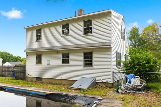184 Green Acres Drive, Manchester, NH 03109