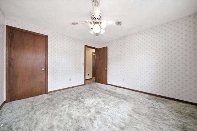 184 Green Acres Drive, Manchester, NH 03109