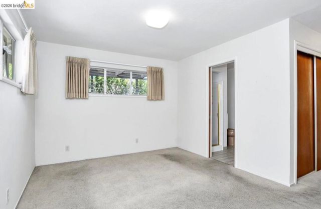 558 558 Lakewood Cir, Walnut Creek, CA 94598