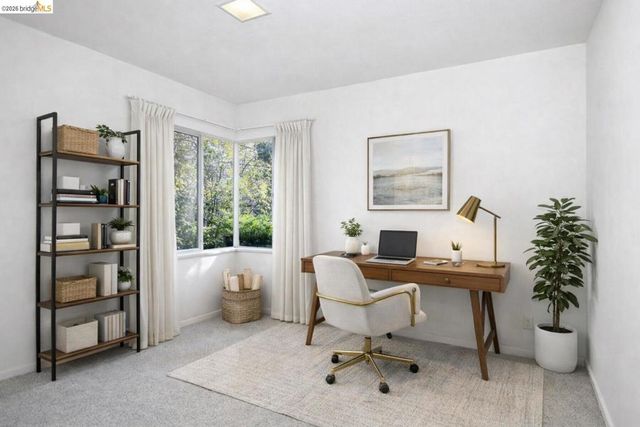 558 558 Lakewood Cir, Walnut Creek, CA 94598