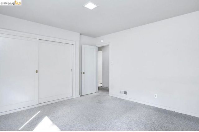 558 558 Lakewood Cir, Walnut Creek, CA 94598