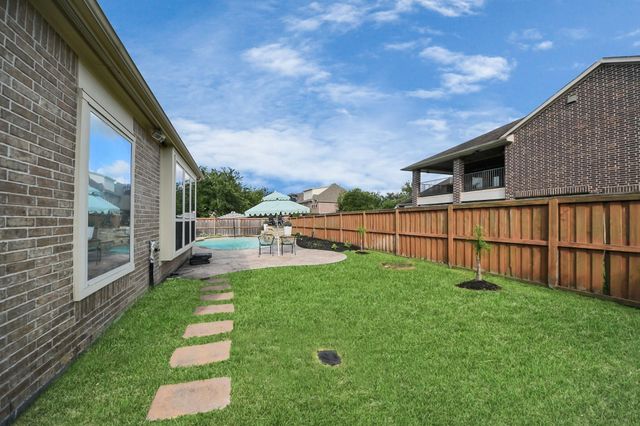 17403 Hanoverian Drive, Richmond, TX 77407