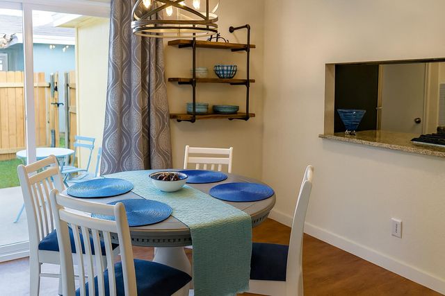 508 Country Aire DR B, Round Rock, TX 78664