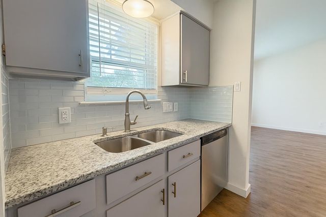 508 Country Aire DR B, Round Rock, TX 78664