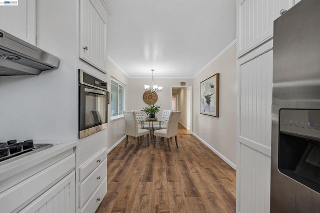 5266 Troy Ave, Fremont, CA 94536