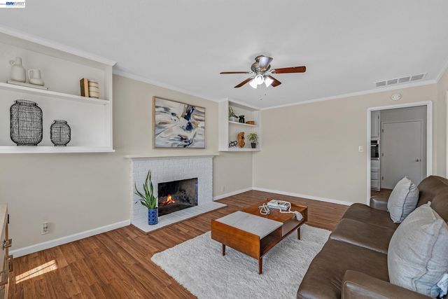 5266 Troy Ave, Fremont, CA 94536