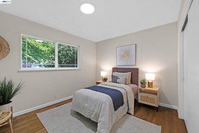 5266 Troy Ave, Fremont, CA 94536
