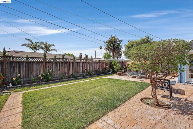 5266 Troy Ave, Fremont, CA 94536