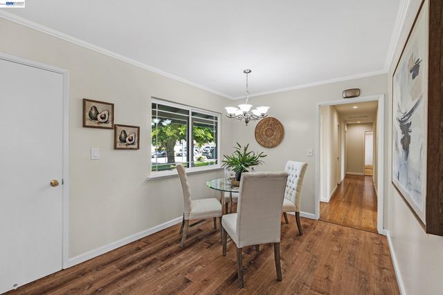 5266 Troy Ave, Fremont, CA 94536