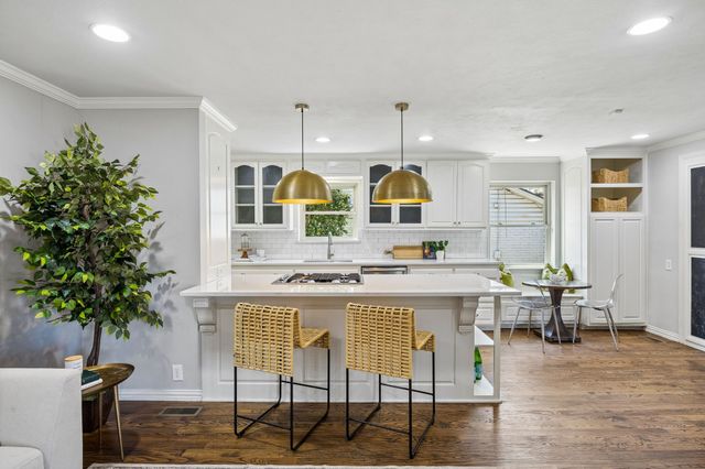 9955 Edgecliff Drive, Dallas, TX 75238