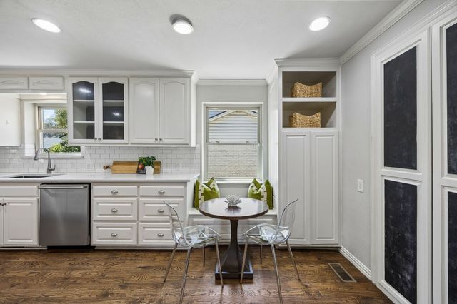 9955 Edgecliff Drive, Dallas, TX 75238