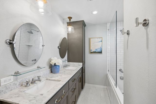 9955 Edgecliff Drive, Dallas, TX 75238