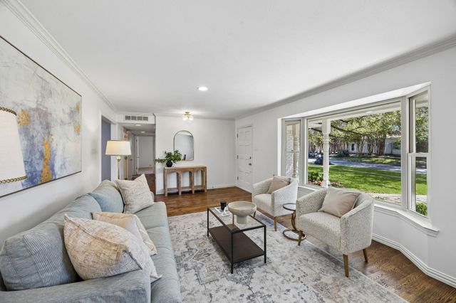 9955 Edgecliff Drive, Dallas, TX 75238