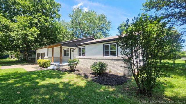8121 E 124th Street S, Bixby, OK 74008