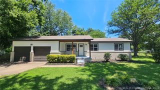 8121 E 124th Street S, Bixby, OK 74008